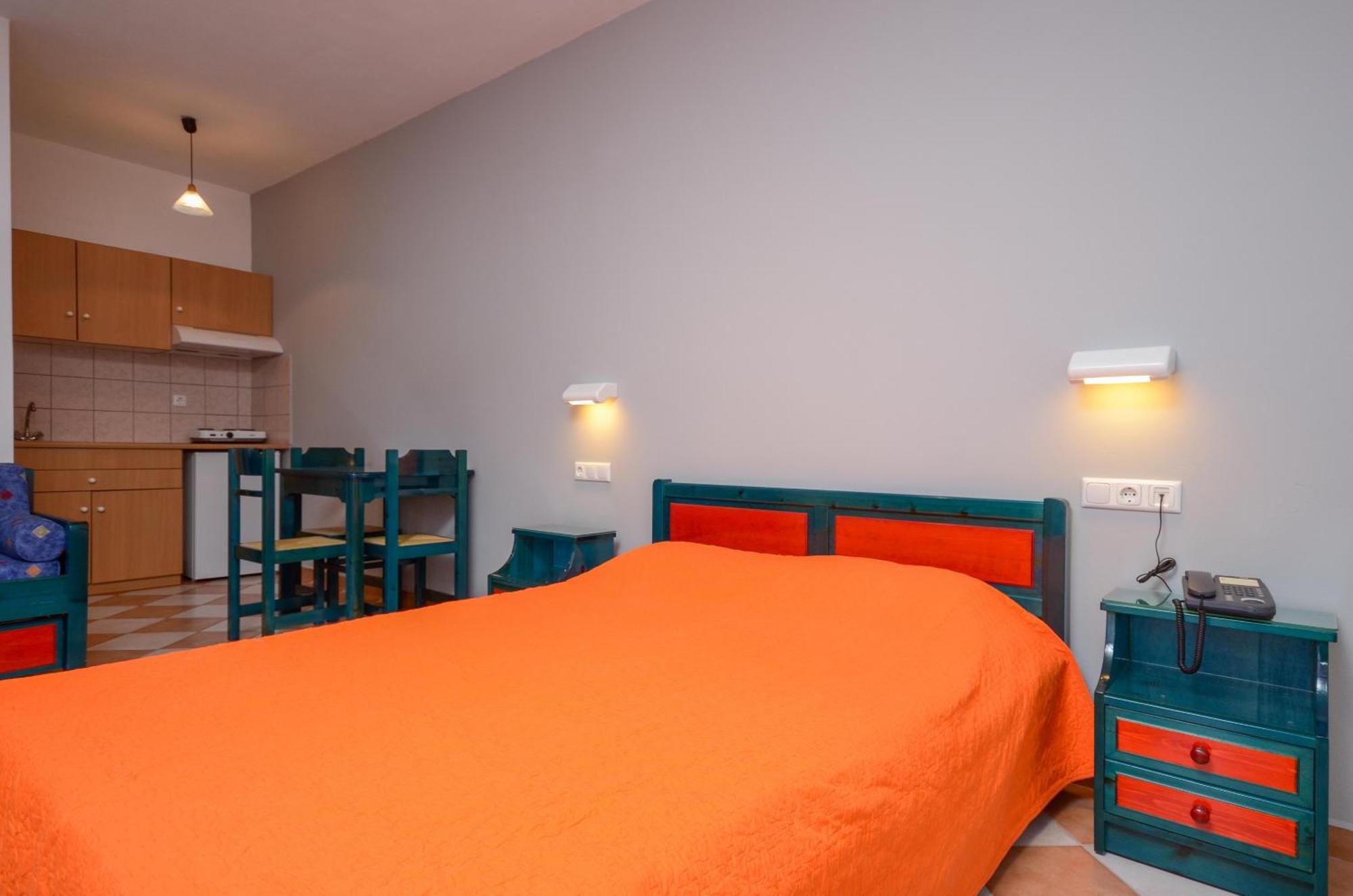 Hotel Fanis Agia Anna  Exterior photo