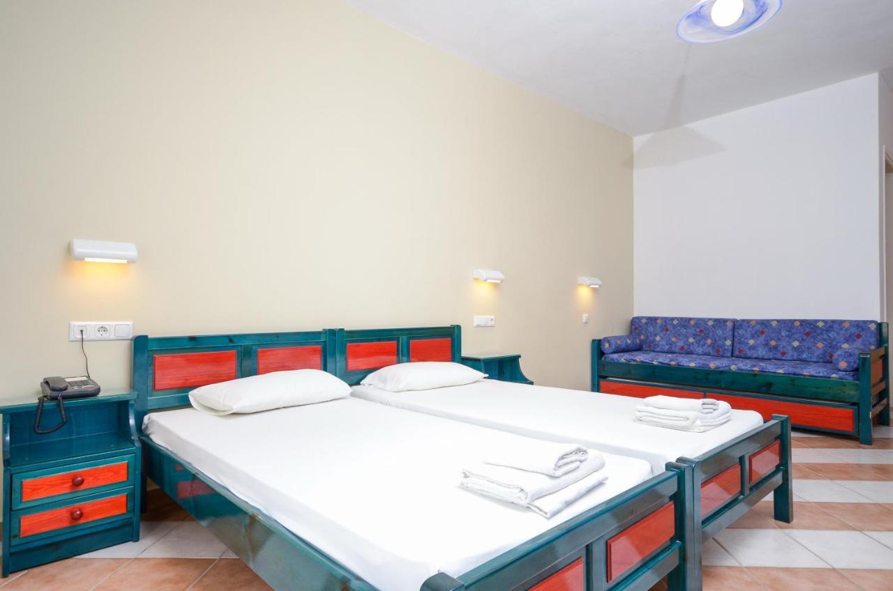 Hotel Fanis Agia Anna  Exterior photo