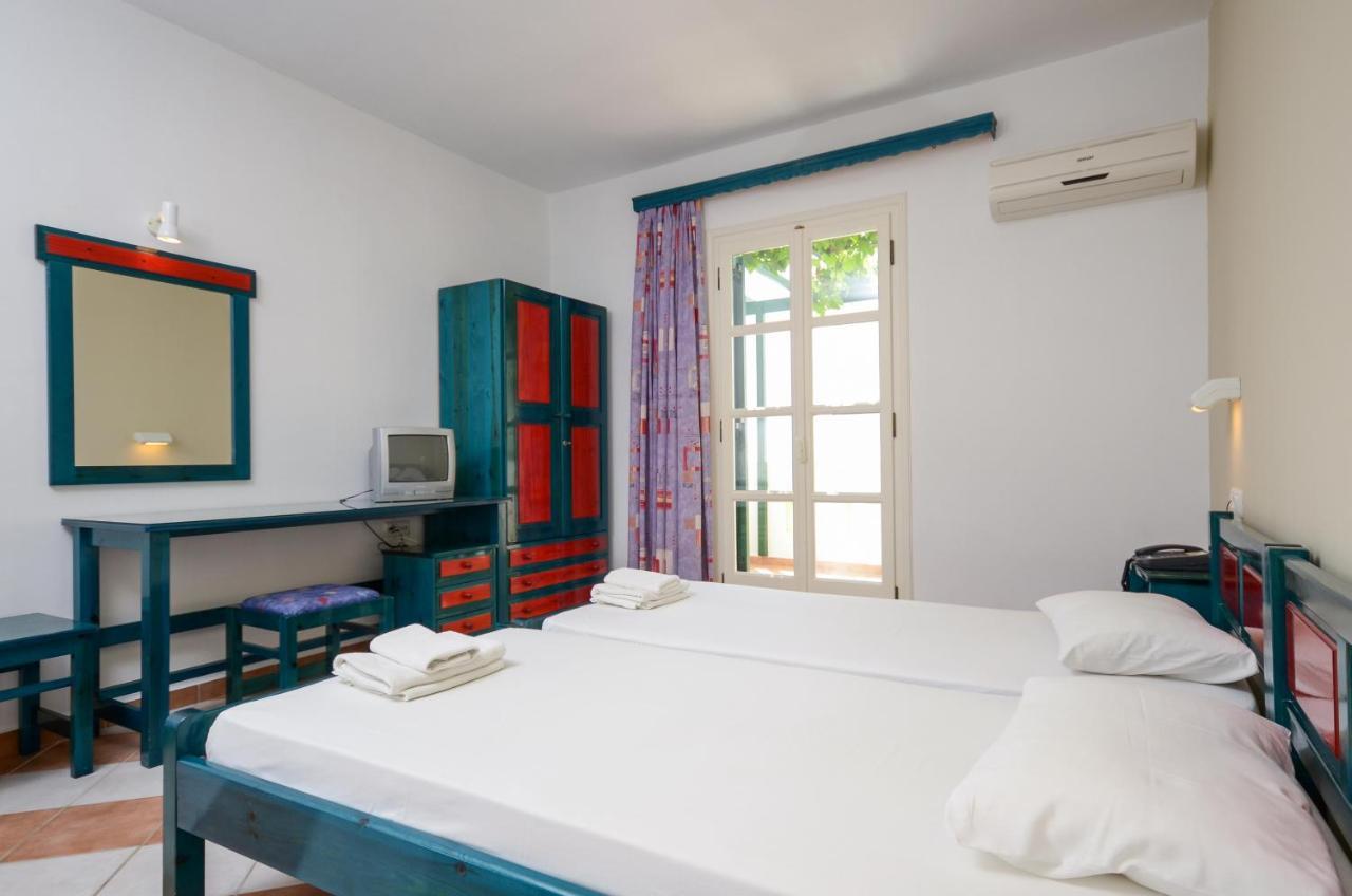 Hotel Fanis Agia Anna  Exterior photo