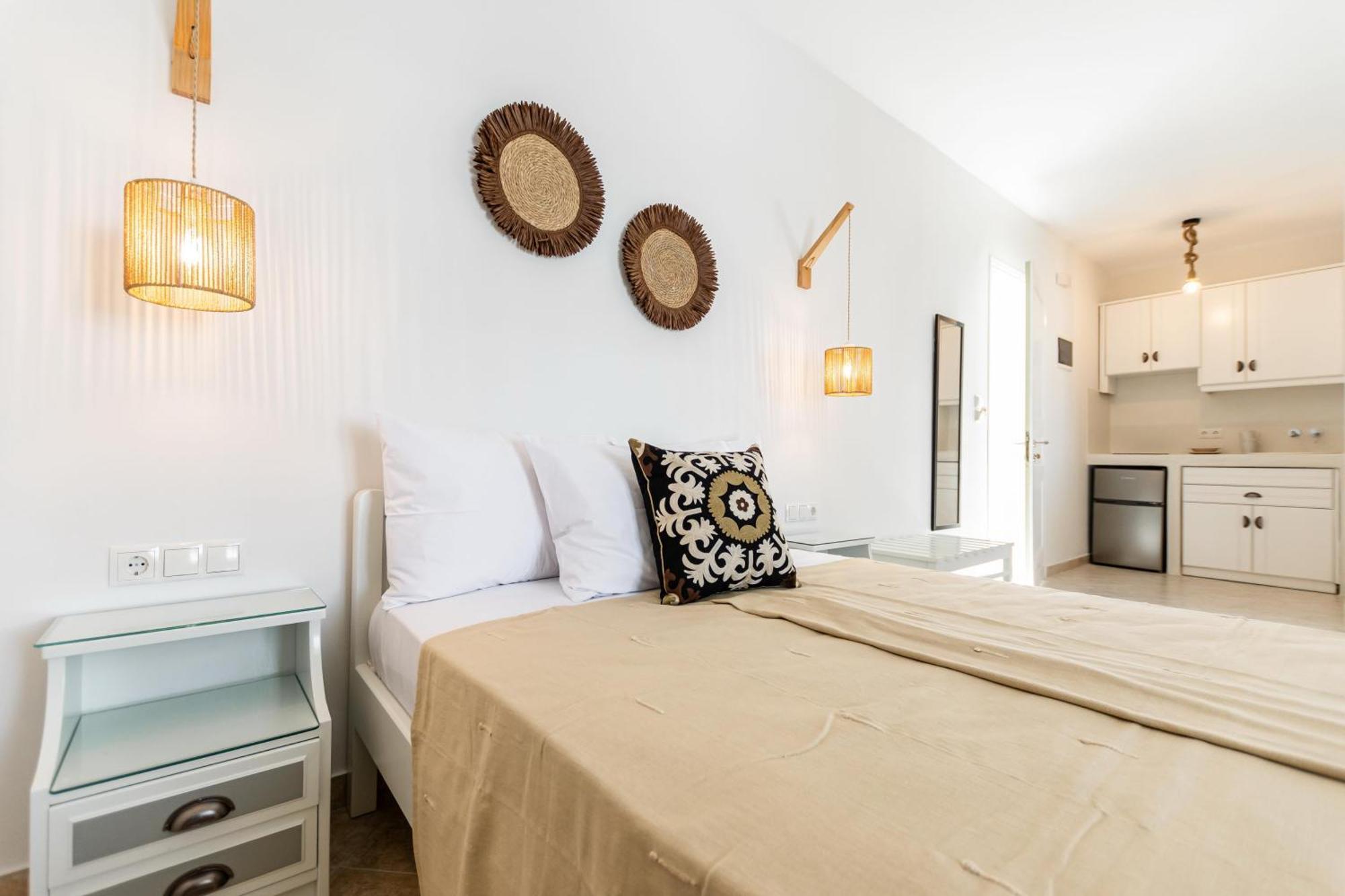 Hotel Fanis Agia Anna  Exterior photo